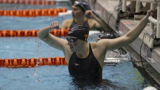 KNOXVILLE, TN - 2017.12.02 - Tennessee Invite - Stanzi Moseley