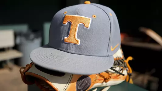 KNOXVILLE, TN - 2017.10.25 - Orange and White World Series