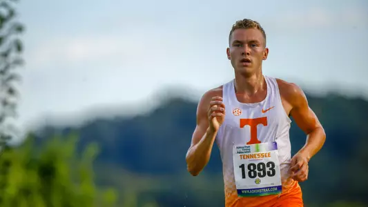 KNOXVILLE, TN - 2018.08.31 - Tennessee vs. Louisville Cardinals