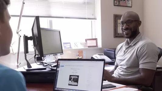 Track Feature - Screenshot