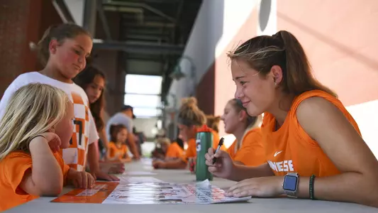 KNOXVILLE, TN - AUGUST 10, 2018 - Midfielder Brice McInroy #27 during a preseason fan autograph session at Regal Soccer Stadium in Knoxville, TN. Photo By Amanda Pruitt/Tennessee Athletics