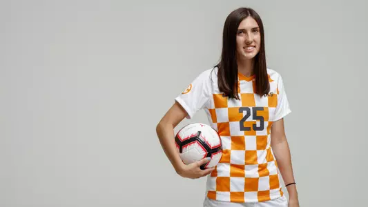 KNOXVILLE, TN - JULY 30, 2018 - Midfielder Jamie Goralski #25 of the Tennessee Volunteers during Soccer Photo Day at Anderson Training Center in Knoxville, TN. Photo By Amy Smotherman-Burgess