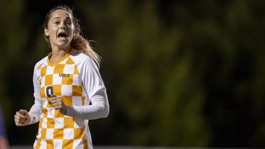 KNOXVILLE, TN - NOVEMBER 18, 2018 - Forward/Defender Mackenzie Gouner #9 of the Tennessee Volunteers during the NCAA Tournament Third Round match between the Texas A&M Aggies and the Tennessee Volunteers at Regal Soccer Stadium in Knoxville, TN. Photo By Andrew Ferguson/Tennessee Athletics