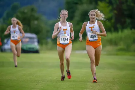 KNOXVILLE, TN - 2018.08.31 - Tennessee vs. Louisville Cardinals
