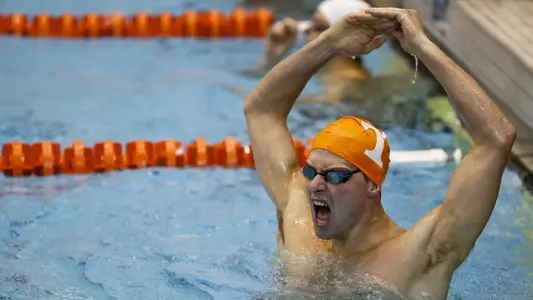 KNOXVILLE, TN - 2018.09.28 - Orange and White Meet