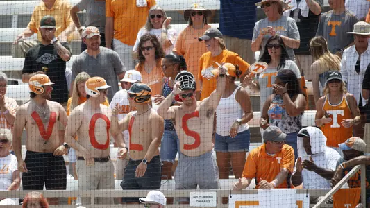 SB_Fans_Tennessee_vs_Ohio