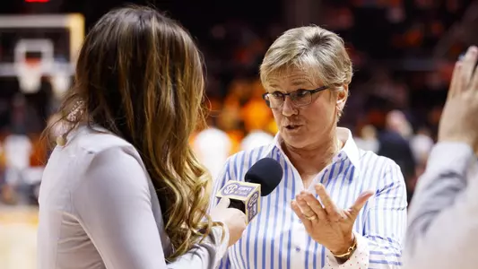 Holly Warlick interview during game