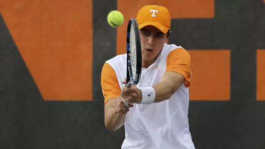Walton at ITA All-Americans