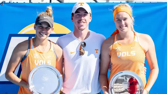 Kaitlin Staines/Tenika McGiffin