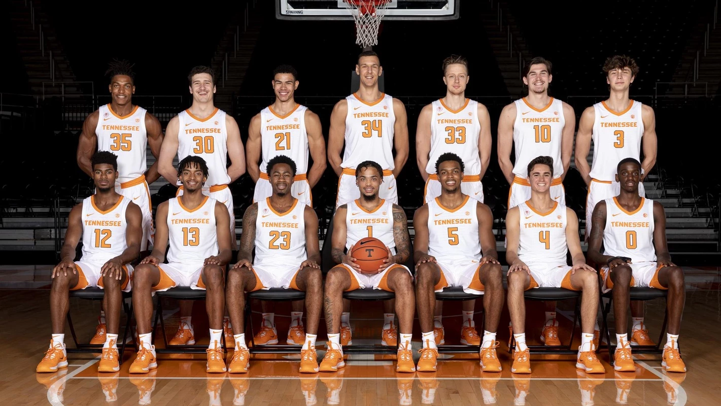 2019-20 Tennessee Basketball Team Photo