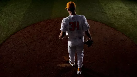 KNOXVILLE, TN - 2019.10.01 - Baseball Photoshoot