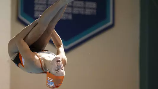 Kara Holt Auburn Invite