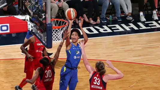 Isabelle Harrison photo