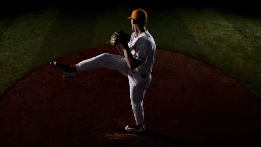 KNOXVILLE, TN - 2019.10.01 - Baseball Photoshoot