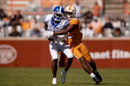 KNOXVILLE, TN - OCTOBER 17, 2020 - Defensive back Shawn Shamburger #12 of the Tennessee Volunteers during the game between the Kentucky Wildcats and the Tennessee Volunteers at Neyland Stadium in Knoxville, TN. Photo By Andrew Ferguson/Tennessee Athletics