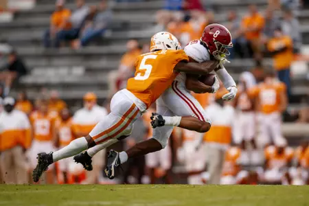 KNOXVILLE, TN - OCTOBER 24, 2020 - Defensive back Kenneth George Jr. #5 of the Tennessee Volunteers during the game between the Alabama Crimson Tide and the Tennessee Volunteers at Neyland Stadium in Knoxville, TN. Photo By Kate Luffman/Tennessee Athletics