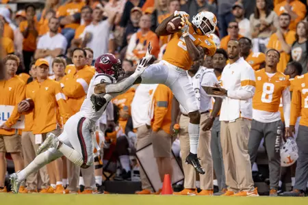 KNOXVILLE, TN - OCTOBER 26, 2019 - Wide receiver Josh Palmer #5 of the Tennessee Volunteers during the game between the South Carolina Gamecocks and the Tennessee Volunteers at Neyland Stadium in Knoxville, TN. Photo By Andrew Ferguson/Tennessee Athletics