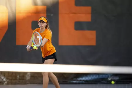 KNOXVILLE, TN - 2020.10.01 - Practice