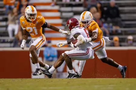 1KNOXVILLE, TN - OCTOBER 24, 2020 - Defensive back Tamarion McDonald #21 and Defensive back Key Lawrence #14 of the Tennessee Volunteers during the game between the Alabama Crimson Tide and the Tennessee Volunteers at Neyland Stadium in Knoxville, TN. Photo By Kate Luffman/Tennessee Athletics