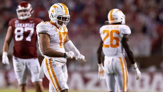 FAYETTEVILLE, AR - NOVEMBER 07, 2020 - Linebacker Henry To'o To'o #11 of the Tennessee Volunteers during the game between the Arkansas Razorbacks and the Tennessee Volunteers at Razorback Stadium in Fayetteville, AR. Photo By Andrew Ferguson/Tennessee Athletics