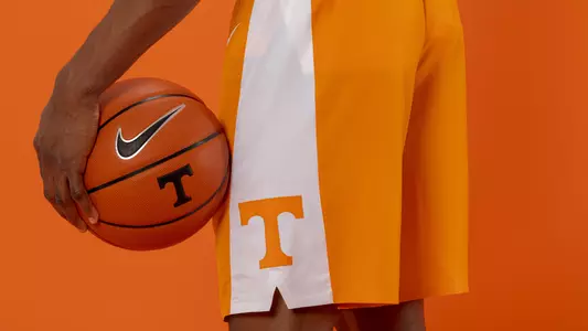 KNOXVILLE, TN - 2020.10.22 - Orange Jersey Reveal