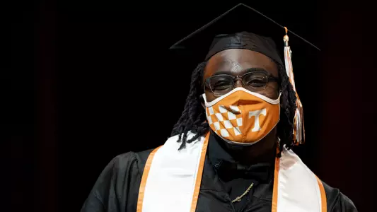 KNOXVILLE, TN - 2020.12.06 - Football Commencement