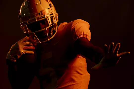 KNOXVILLE, TN - JULY 28, 2020 - Wide receiver Josh Palmer #5 of the Tennessee Volunteers during Football Photo Day at Robert E. White Indoor Field in Knoxville, TN. Photo By Andrew Ferguson/Tennessee Athletics