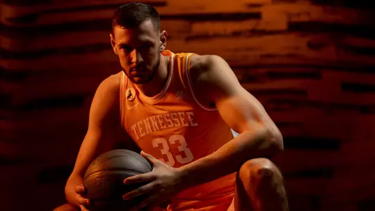 KNOXVILLE, TN - 2020.11.12 - Men’s Basketball Photo Day