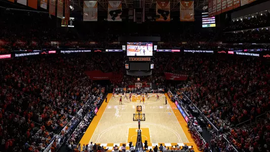 KNOXVILLE, TN - 2019.12.28 - Tennessee vs. Wisconsin