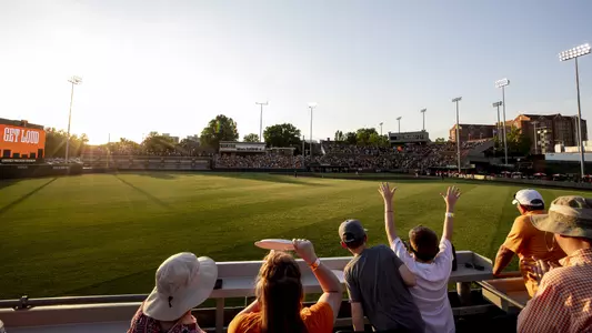 KNOXVILLE, TN - 2019.05.17 - Tennessee vs. Ole Miss - Game 2