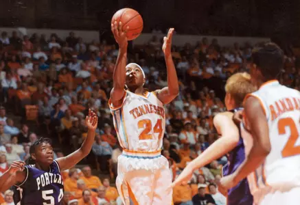 Tamika Catchings action 2