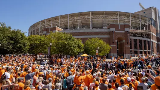 Vol Walk opener