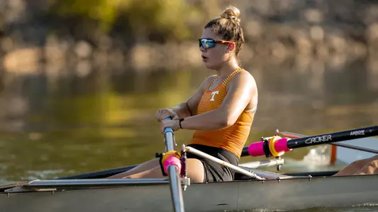 KNOXVILLE, TN - 2018.10.05 - Rowing Practice