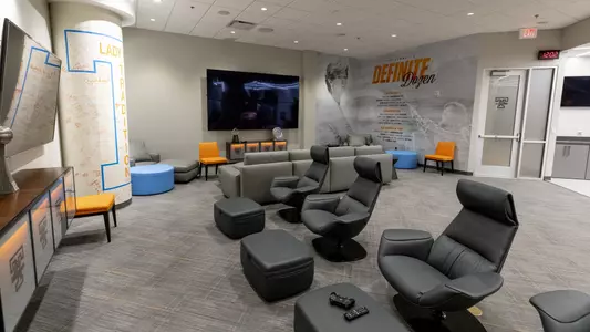 KNOXVILLE, TN - 2018.10.11 - Women's Basketball Locker Room
