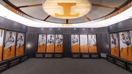 KNOXVILLE, TN - 2019.09.26 - Men's Basketball Locker Room