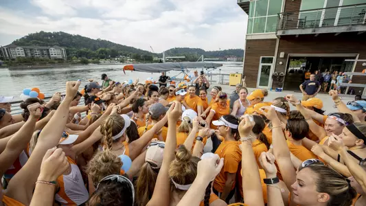 KNOXVILLE, TN - 2018.09.08 Alumni Row