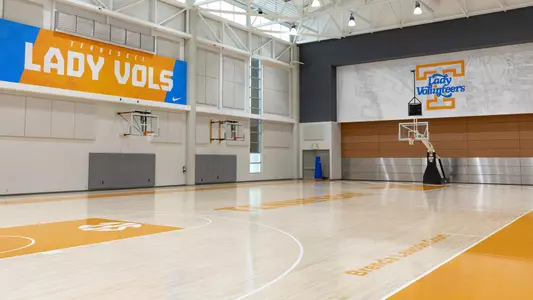 KNOXVILLE, TN - 2020.05.01 - Pratt Pavilion