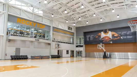 KNOXVILLE, TN - 2020.05.01 - Pratt Pavilion