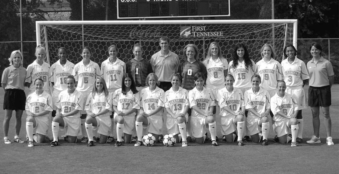 Tennessee Soccer - 2004 Team Photo