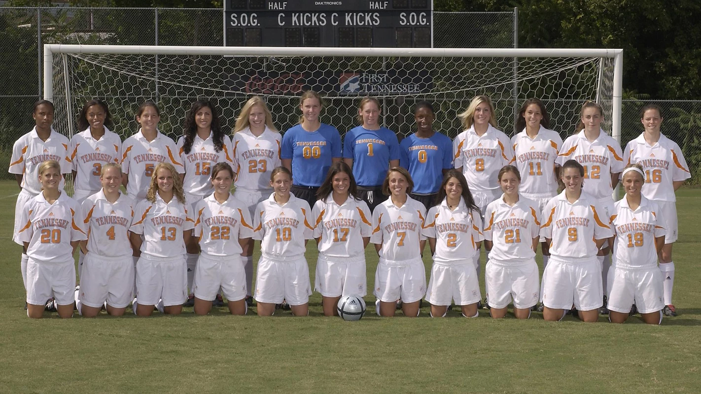Tennessee Soccer - 2005 Team Photo