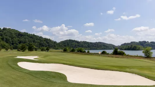 Day Golf Practice Facility