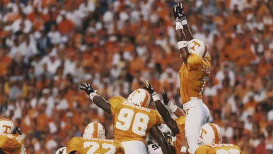 KNOXVILLE, TN - Defensive back Deon Grant #7 of the Tennessee Volunteers at Neyland Stadium in Knoxville, TN. Photo By Tennessee Athletics