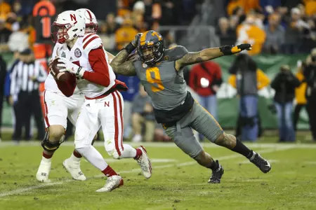 Derek Barnett vs Nebraska