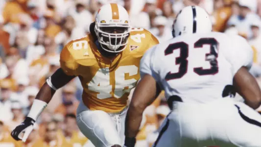 KNOXVILLE, TN - October 30, 1999 - Linebacker Raynoch Thompson #46 of the Tennessee Volunteers during the game between the South Carolina Gamecocks and the Tennessee Volunteers at Neyland Stadium in Knoxville, TN. Photo By Tennessee Athletics