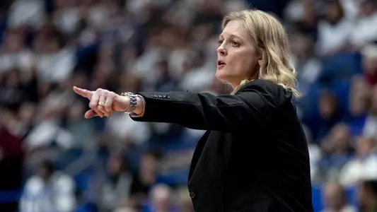 Kellie Harper pointing vs. UConn