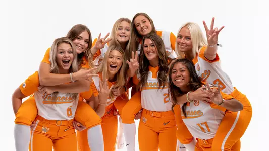 KNOXVILLE, TN - 2021.10.08 - Recruit