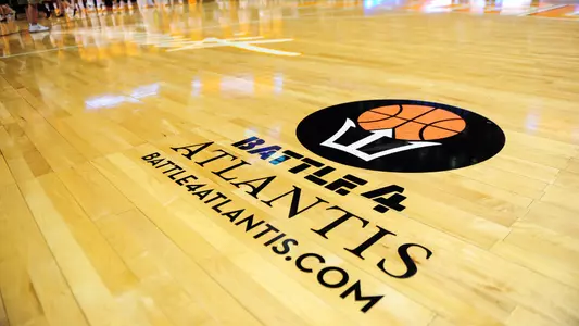 KNOXVILLE, TN - Tennessee Volunteers vs The Citadel Bulldogs Battle 4 Atlantis