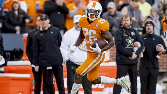 KNOXVILLE, TN - November 27, 2021 - Defensive back Theo Jackson #26 of the Tennessee Volunteers during the game between the Vanderbilt Commodores and the Tennessee Volunteers at Neyland Stadium in Knoxville, TN. Photo By Andrew Ferguson/Tennessee Athletics