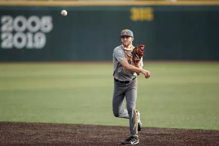 KNOXVILLE, TN - OCTOBER 27, 2020 - Brock Lucas of the Tennessee Volunteers during the scrimmage at Lindsey Nelson Stadium in Knoxville, TN. Photo By Caleb Jones/Tennessee Athletics