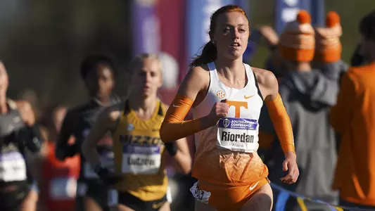 LEXINGTON, KY - NOVEMBER 01, 2019 - Alaina Riordan of the Tennessee Volunteers during the SEC Cross Country  Championships at Kentucky Horse Park in Lexington, KY. Photo By Brian Woolston